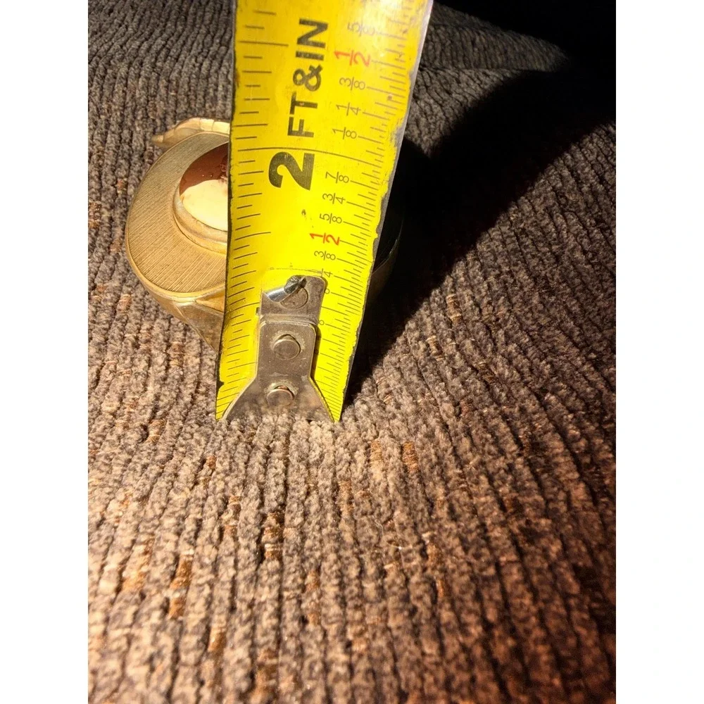 Vintage Brass Apple Picture Frame – Cottagecore Desk Decor, Retro Fruit Accent